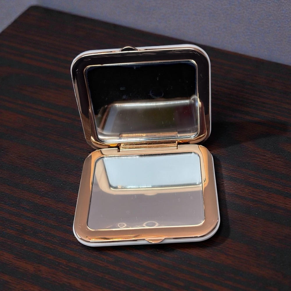 Miu Miu Quilted White and Gold mirror Case - Picture 2 of 2